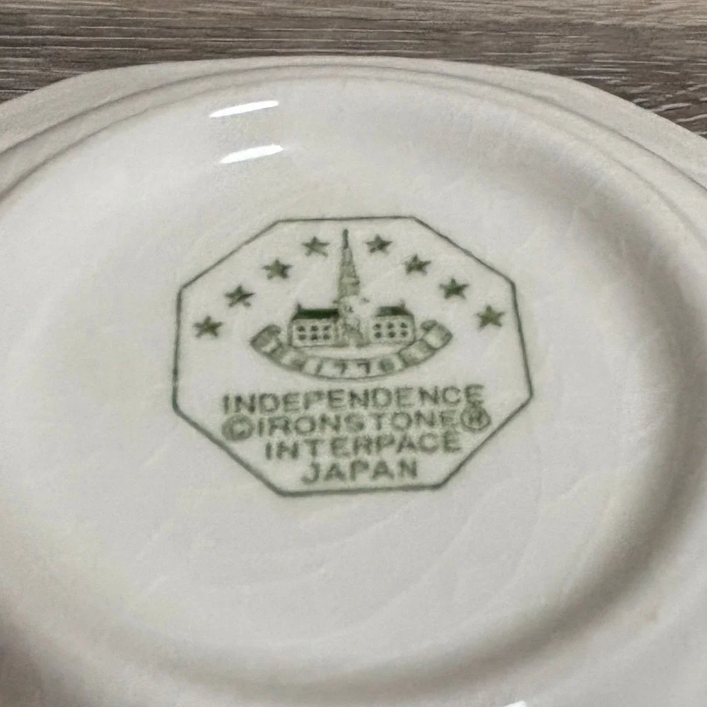 Independence Ironstone 1776 Octagon‎ Bowl Red Floral Pattern Made in Japan
